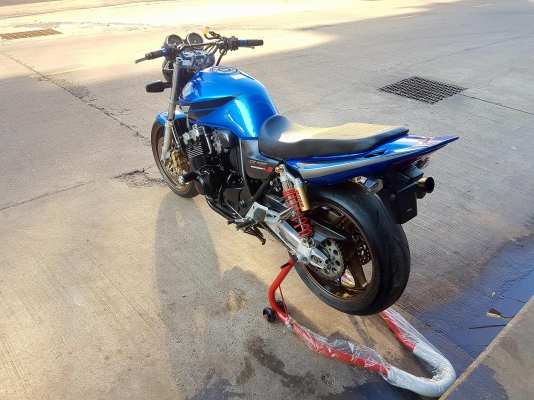 ขายแลกเทิร์น HONDA CB400 TECH1 ปี2000 แต่งท้ายเทค3 สีสวย ท่อแต่ง กันล้ม อินวอยส์ สรรพสามิตร ราคา 695 ขายแลกเทิร์น HONDA CB400 TECH1 ปี2000 แต่งท้ายเทค3 สีสวย ท่อแต่ง กันล้ม อินวอยส์ สรรพสามิตร ราคา 695