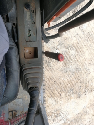 ขายรถแบคโฮ HITACHI ZX200-1 ราคาพิเศษ พร้อมทำงาน มีทะเบียน