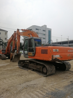 ขายรถแบคโฮ HITACHI ZX200-1 ราคาพิเศษ พร้อมทำงาน มีทะเบียน
