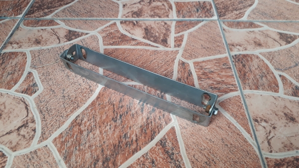 เหล็กยึดป้ายทะเบียนพับสแตนเลสจากญี่ปุ่น