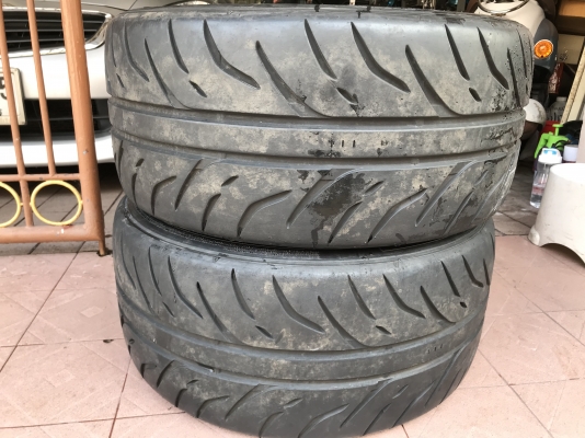 ยาง DUNLOP Z2 255 40 17 ยาง JAPAN ปี14 1คู่เก่านอกสภาพสวยดอกเเน่นๆ