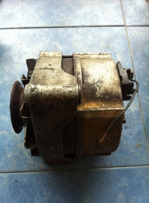 ไดชาร์จ benz w116