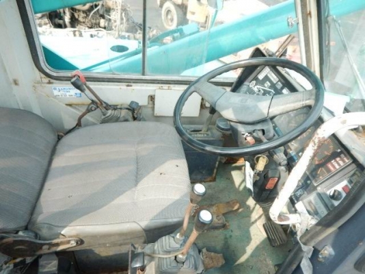 ขายรถเครนเก่าจาก JAPAN  ยังไม่เคยใช้งานในไทย   ยี่ห้อ KOBELCO  รุ่น  RK70M2  สภาพสวย สนใจทดลองขับได้ 089-2619445