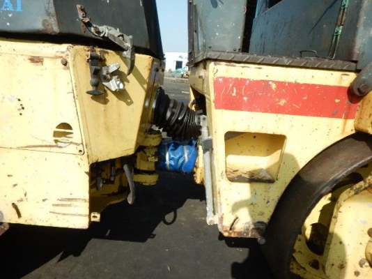 ขายถูก รถบด สั่นสะเทือน  หน้าเหล็ก/หลังเหล็ก เครื่อง F3L  ยี่ห้อ BOMAG ใช้งานได้จริง สนใจทดลองรถได้ติดต่อ 089-2619445