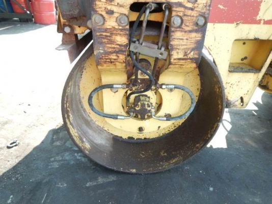 ขายถูก รถบด สั่นสะเทือน  หน้าเหล็ก/หลังเหล็ก เครื่อง F3L  ยี่ห้อ BOMAG ใช้งานได้จริง สนใจทดลองรถได้ติดต่อ 089-2619445