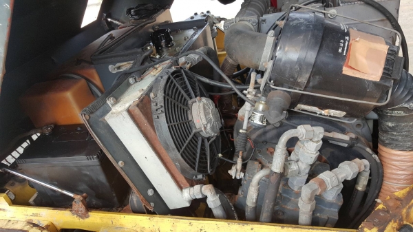 ขายถูก รถบด สั่นสะเทือน  หน้าเหล็ก/หลังเหล็ก เครื่อง F3L  ยี่ห้อ BOMAG ใช้งานได้จริง สนใจทดลองรถได้ติดต่อ 089-2619445