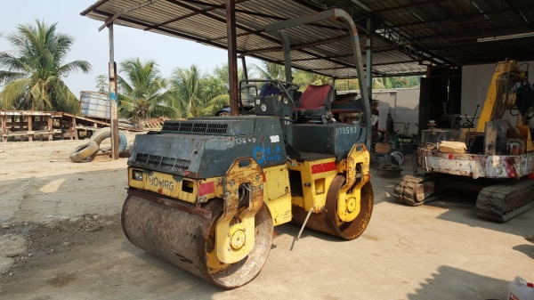 ขายถูก รถบด สั่นสะเทือน  หน้าเหล็ก/หลังเหล็ก เครื่อง F3L  ยี่ห้อ BOMAG ใช้งานได้จริง สนใจทดลองรถได้ติดต่อ 089-2619445
