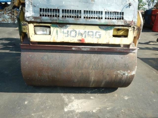 ขายถูก รถบด สั่นสะเทือน  หน้าเหล็ก/หลังเหล็ก เครื่อง F3L  ยี่ห้อ BOMAG ใช้งานได้จริง สนใจทดลองรถได้ติดต่อ 089-2619445