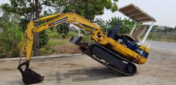 ขายด่วนรถแบคโฮKOMATSUโคมัสซูรุ่นยอดนิยมสวยๆPC15-6เครื่องโคมัสซู3D75เครื่องดีปั่มแรงรถนอกเพิ่งนำเข้ามาใหม่ยังไม่เคยใช้งานในเมืองไทยเลย