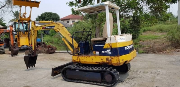 ขายด่วนรถแบคโฮKOMATSUโคมัสซูรุ่นยอดนิยมสวยๆPC15-6เครื่องโคมัสซู3D75เครื่องดีปั่มแรงรถนอกเพิ่งนำเข้ามาใหม่ยังไม่เคยใช้งานในเมืองไทยเลย