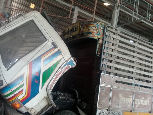 ขาย 6ล้อ ฮีโน่ km 777  เครื่อง 117แรง