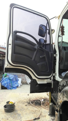 ISUZU 360 DT ปลายปี 56 ยางใหม่แม่ 10 เส้น น้ำหนักบรรทุก 29.7 ตัน รถสภาพนางฟ้า เครื่องเกียร์สวยเดิม พร้อมใช้งานค่ะ