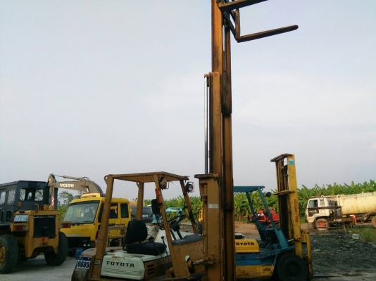 รถฟอร์คลิฟต์ TOYOTA 40-3FG20 รถเก่านอกนำเข้า ยังไม่เคยใช้งานในไทย ยก 2 ตัน เสาสูง 4.5 เมตร ยางตันหน้า-หลัง สภาพดี พร้อมใช้งาน มีเอกสารใบอินวอยซ์