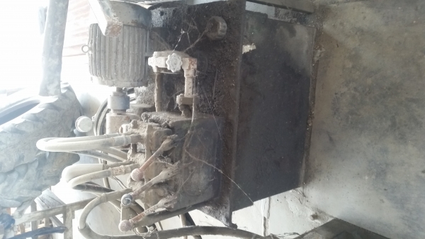 ขายเครื่องอัดอิฐบล็อกไฮดรอลิก ขายเครื่องอัดอิฐบล็อกไฮดรอลิก