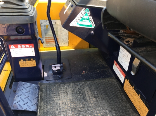 Pc30-6 KOMUTSU  เนื้อดีพิมพ์นิยม พร้อมใช่งาน เครื่องดีปั้มแรง เอวแน่ๆ ไว