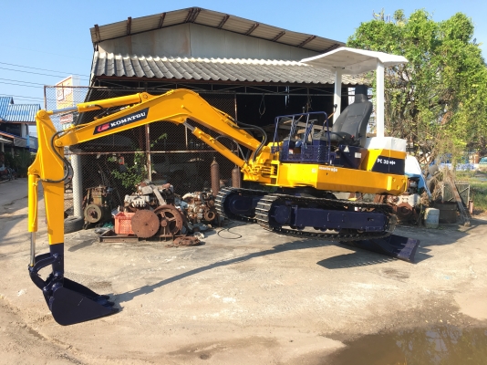 Pc30-6 KOMUTSU  เนื้อดีพิมพ์นิยม พร้อมใช่งาน เครื่องดีปั้มแรง เอวแน่ๆ ไว