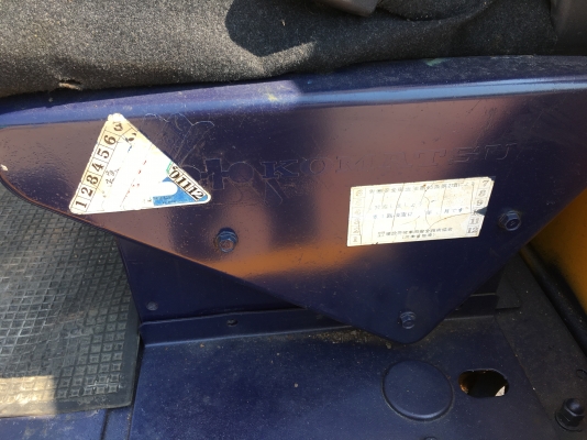 Pc30-6 KOMUTSU  เนื้อดีพิมพ์นิยม พร้อมใช่งาน เครื่องดีปั้มแรง เอวแน่ๆ ไว