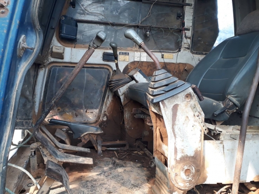 KOBELCO Mark3 SK100 รถใช้งานได้ปกติ ขายตามสภาพ เปลี่ยนเครื่องใหม่ครับ