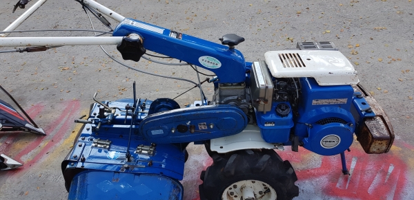 รถพรวนดิน สาดดินยกร่อง ใบตีสวยๆๆพร้อมใช้งาน รถพรวนดิน สาดดินยกร่อง ใบตีสวยๆๆพร้อมใช้งาน