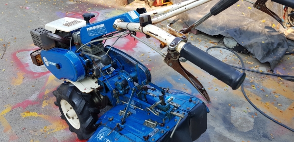 รถพรวนดิน สาดดินยกร่อง ใบตีสวยๆๆพร้อมใช้งาน รถพรวนดิน สาดดินยกร่อง ใบตีสวยๆๆพร้อมใช้งาน