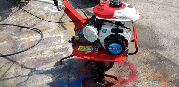 รถพรวนดิน พร้อมใช้งาน รถพรวนดิน พร้อมใช้งาน