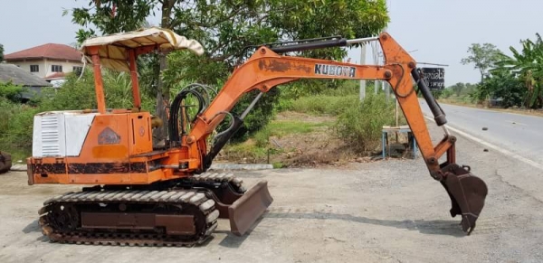 ขายด่วนรถแบคโฮKUBOTAคูโบต้าKH11เทียบเท่าPC35เครื่องคูโบต้า3สูบปั่มแรงรถนอกเพิ่งนำเข้ามาใหม่ยังไม่เคยใช้งานในเมืองไทยเลย