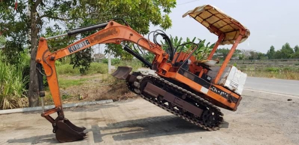 ขายด่วนรถแบคโฮKUBOTAคูโบต้าKH11เทียบเท่าPC35เครื่องคูโบต้า3สูบปั่มแรงรถนอกเพิ่งนำเข้ามาใหม่ยังไม่เคยใช้งานในเมืองไทยเลย