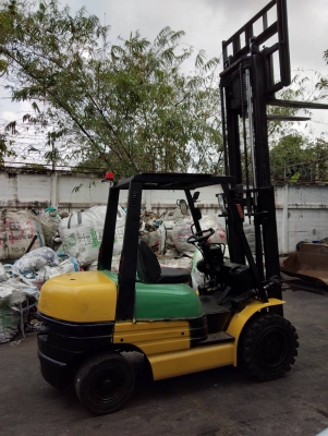 +++ ขายโฟล์คลิฟท์   TOYOTA 6FD30  ขนาด  3  ตัน  เครื่องยนต์ดีเซล  เสา 3  เมตร  เกียร์ออโตเมติค  ยางตันครับ