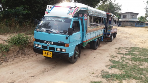 รถ isuzu nkr 110 ปี36 รถห้างแท้ รถ isuzu nkr 110 ปี36 รถห้างแท้