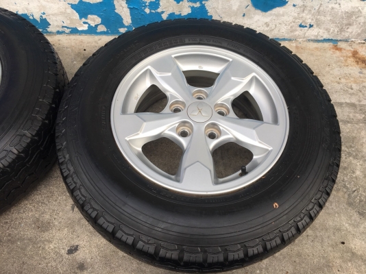 ล้อแม็ก Mitsu Triton ขอบ 15 พร้อมยาง 195-15 Dunlopปี 15