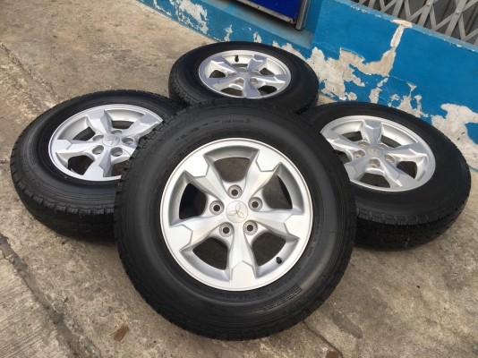 ล้อแม็ก Mitsu Triton ขอบ 15 พร้อมยาง 195-15 Dunlopปี 15