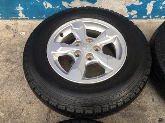 ล้อแม็ก Mitsu Triton ขอบ 15 พร้อมยาง 195-15 Dunlopปี 15