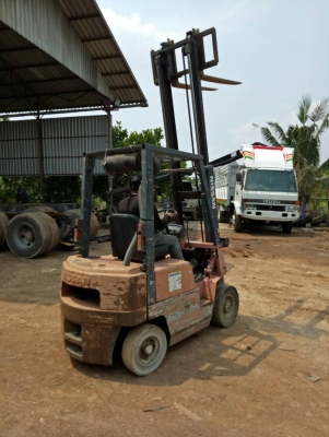 ขายด่วนโฟล์คลิฟนิสสันออโต้เบนซิลเสาคู่สูง3เมตร1ตันครึ่งไม่แน่ใจเพราะไม่มีเพสพร้อมใช้