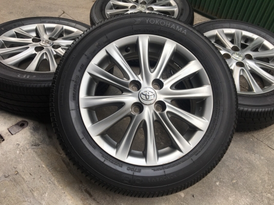 ล้อแม็ก Toyota Vios 12 ก้าน ขอบ 15 สีเทาดำ พร้อมยาง 185-60-15 Yokohama ปี 13
