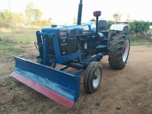 ขายรถไถ6640 เครื่องดี เกียร์ดี อุปกรมีดันหน้าและหาง6. ขายรถไถ6640 เครื่องดี เกียร์ดี อุปกรมีดันหน้าและหาง6.