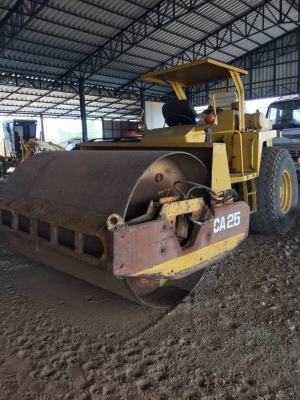 รถบดถนน. DYNAPAC CA25. บดสั่นสะเทือน10ตัน 2เพลา