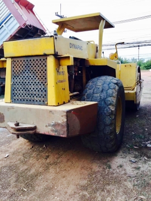 รถบดถนน. DYNAPAC CA25. บดสั่นสะเทือน10ตัน 2เพลา