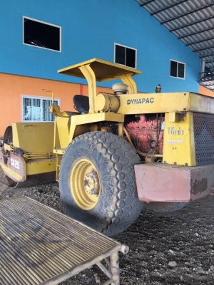 รถบดถนน. DYNAPAC CA25. บดสั่นสะเทือน10ตัน 2เพลา