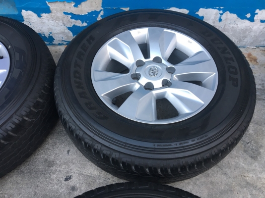 ล้อแม็ก Toyota Revo ขอบ17 พร้อมยาง Dunlop 265-65-17 ปี 17 ดอกเต็มๆ มีตุ่มลาง
