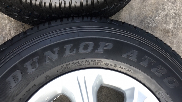 ล้อแม็กป้ายแดง Nissan Navara NP300 ขอบ 16 พร้อมยางใหม่ป้ายแดง Dunlop 255-70-16 ปี 18 สด ใหม่