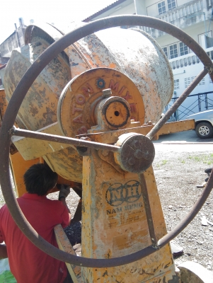 ขายโม่คอนกรีตมือสอง รุ่น2ถุง สภาพดี โทร.0865292215 อยู่ถนนเทพารักษ์ สมุทรปราการ ขายโม่คอนกรีตมือสอง รุ่น2ถุง สภาพดี โทร.0865292215 อยู่ถนนเทพารักษ์ สมุทรปราการ