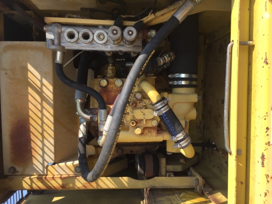 ขายคับรถแบคโฮkomatsu PC120-6Zสภาพเก่านอกใช้งาน7พันกว่าชั่วโมงเอกสารเล่มทะเบียนครบ ขายคับรถแบคโฮkomatsu PC120-6Zสภาพเก่านอกใช้งาน7พันกว่าชั่วโมงเอกสารเล่มทะเบียนครบ