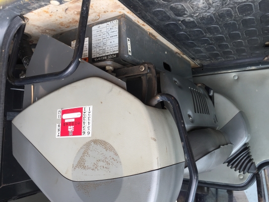 ขายคับรถแบคโฮkomatsu PC120-6Zสภาพเก่านอกใช้งาน7พันกว่าชั่วโมงเอกสารเล่มทะเบียนครบ