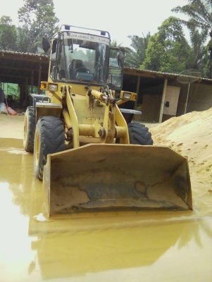 KOMATSU WA 100-3