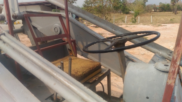 รถตักkomatsu