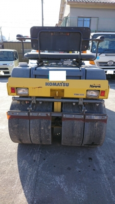 รถบด 4 ตัน หน้าเหล็กหลังยาง Komatsu JV40CW-5EO นำเข้าจากต่างประเทศ โทร 089-7945153 ใหม่ค่ะ