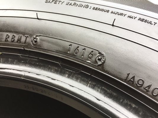ยาง DUNLOP 245-70-16 ปี 16 ครบชุด 4 เส้น 6500 สภาพสวยๆไม่บวมไม่กินข้าง ดอกยางเหลือเยอะเอาไปวิ่งกันใด ยาง DUNLOP 245-70-16 ปี 16 ครบชุด 4 เส้น 6500 สภาพสวยๆไม่บวมไม่กินข้าง ดอกยางเหลือเยอะเอาไปวิ่งกันใด
