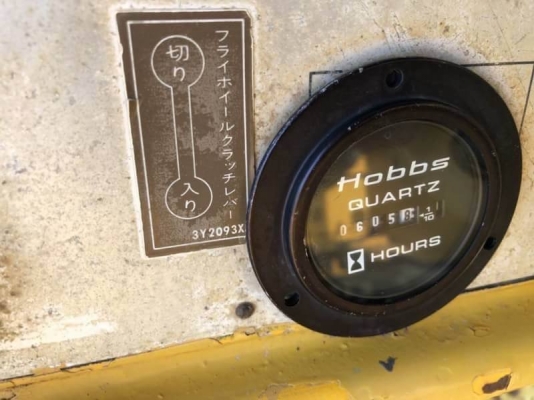 ขายรถแทรคเตอร์ 765,000 เก่านอก 6,058 ชม CATTERPILAR D5D เครื่อง 44V ดี เกียร์ตัดแรง  ปั้มแรง โช่ใหม่ แผ่นตีนเป็ดสวย เอกสารเล่มทะเบียนภาษีไม่ขาด  รถอยู่ นครปฐม   โทร 0610710295