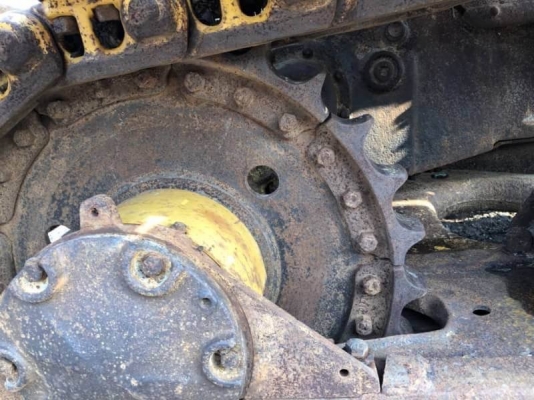 ขายรถแทรคเตอร์ 765,000 เก่านอก 6,058 ชม CATTERPILAR D5D เครื่อง 44V ดี เกียร์ตัดแรง  ปั้มแรง โช่ใหม่ แผ่นตีนเป็ดสวย เอกสารเล่มทะเบียนภาษีไม่ขาด  รถอยู่ นครปฐม   โทร 0610710295