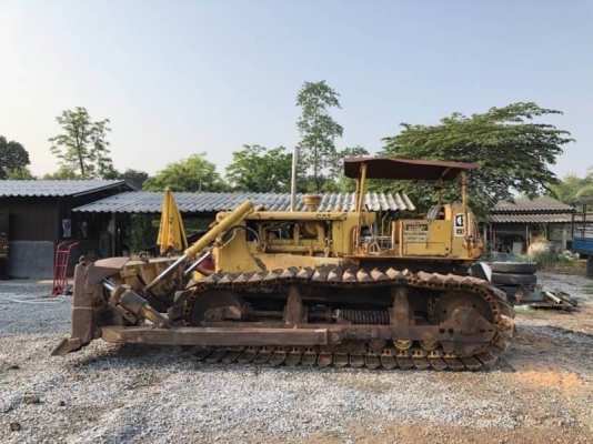 ขายรถแทรคเตอร์ 765,000 เก่านอก 6,058 ชม CATTERPILAR D5D เครื่อง 44V ดี เกียร์ตัดแรง  ปั้มแรง โช่ใหม่ แผ่นตีนเป็ดสวย เอกสารเล่มทะเบียนภาษีไม่ขาด  รถอยู่ นครปฐม   โทร 0610710295